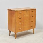 1630 5200 CHEST OF DRAWERS